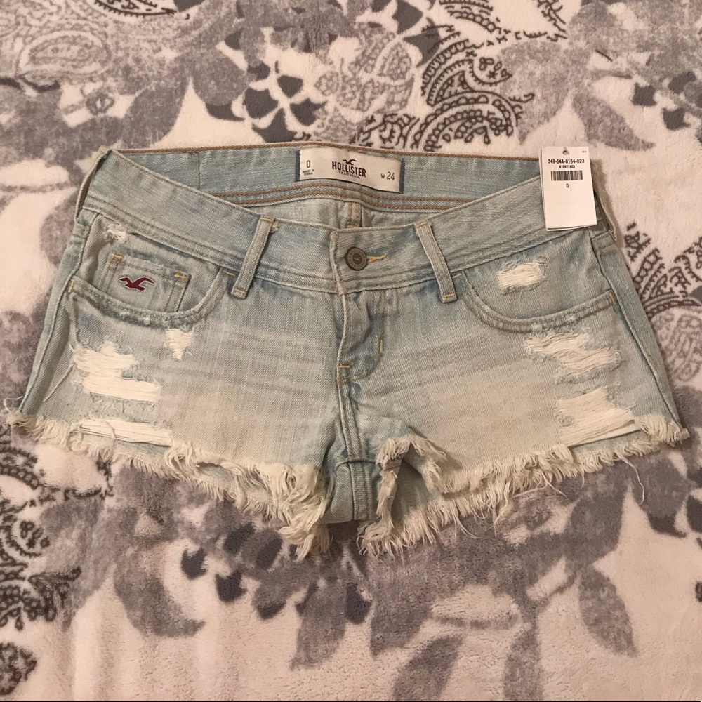 Hollister Low Rose Short-Short